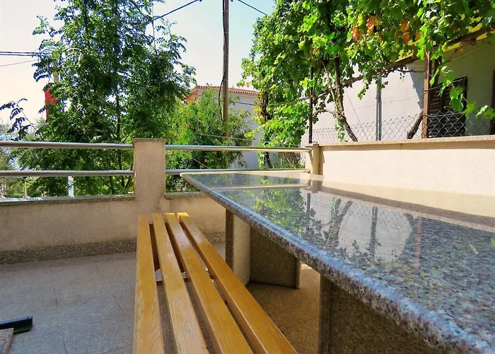 Apartments Kojan