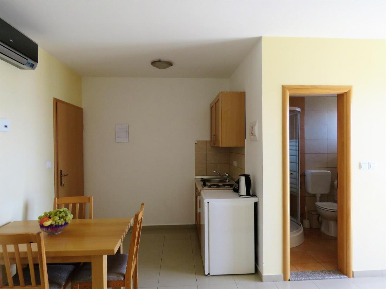 Kojan Apartment *